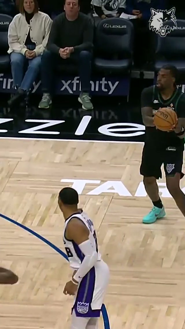 Wait for the celebration. 🤭 #minnesota #nba #timberwolves #nazreid 