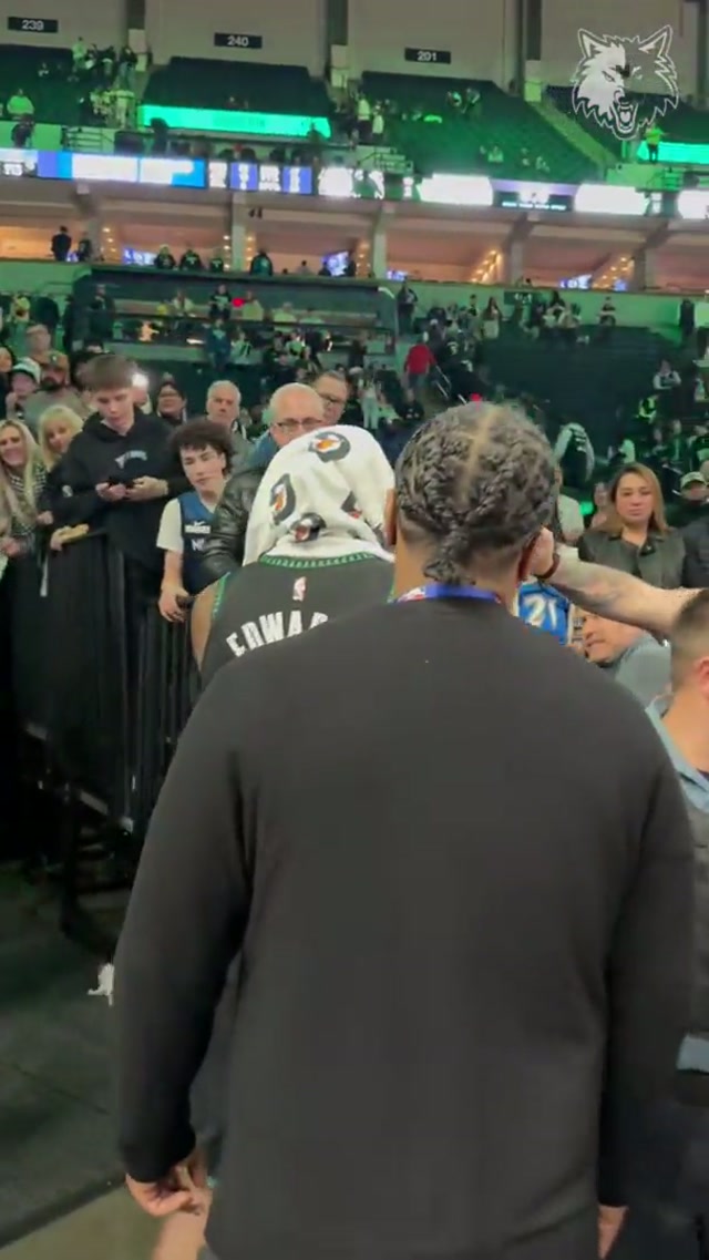 for the fans 🥹 #minnesota #NBA #timberwolves #ant #anthonyedwards 