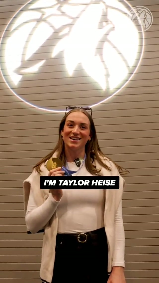 GOLD MEDALIST MIC’D UP 🎤 @taylorheise #nba #timberwolves #minnesota #goldmedal 