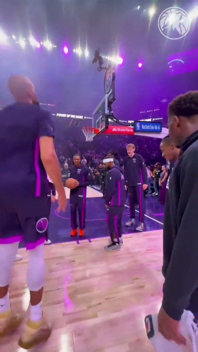 That game time mood. 🕺#minnesota #nba #timberwolves 