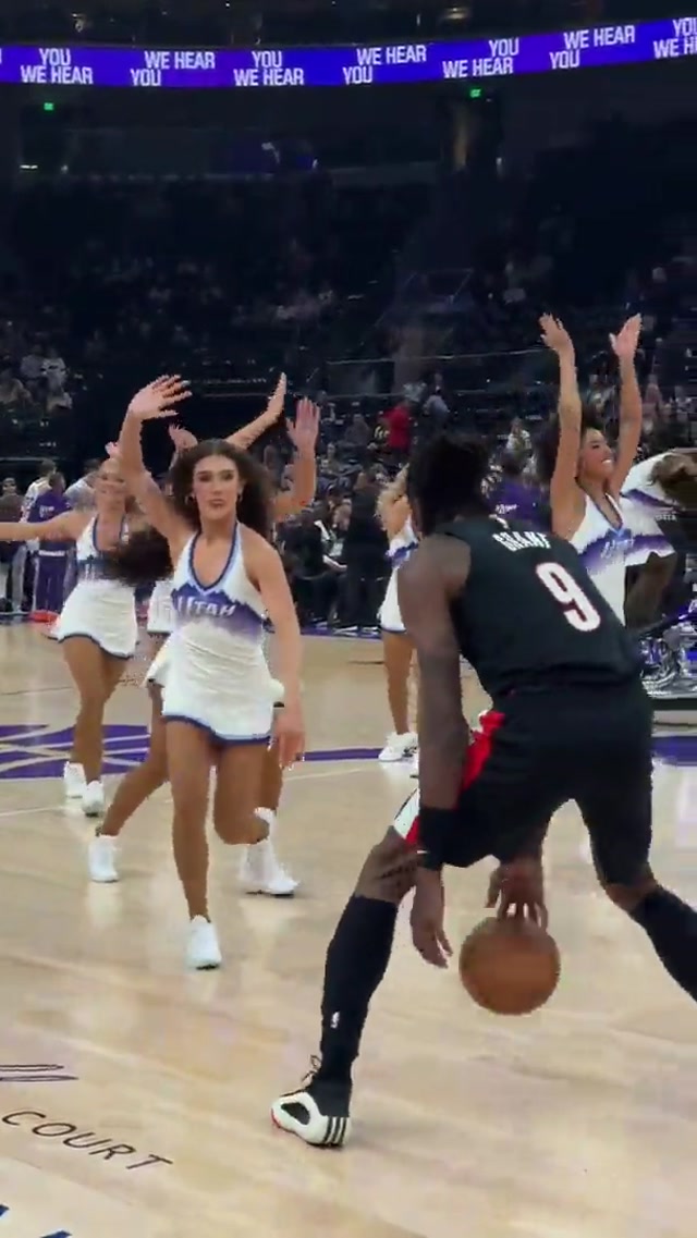 Lolll JG 🤣😭

#trailblazers #nba #basketball 