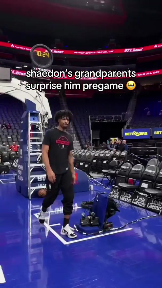 Bigger than basketball. #shaedonsharpe #trailblazers #family #surprise #nba 