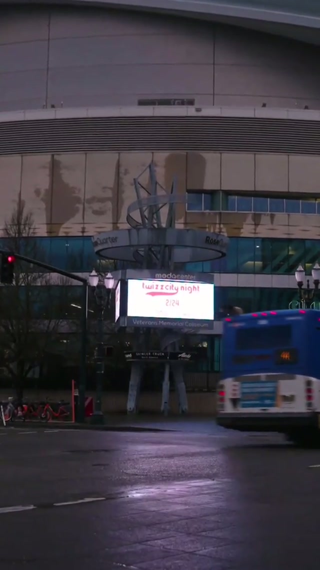 TWIZZCITY NIGHT. 2/24. BE THERE. #trailblazers #yeat #music #yeattok #oregon 