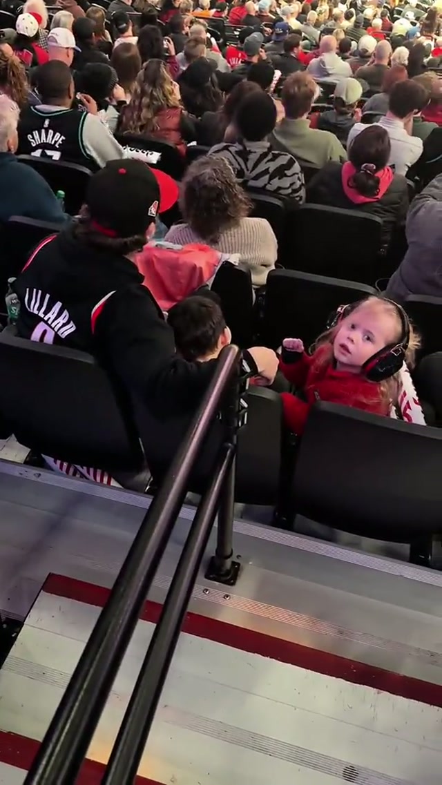 Core memories start here 🥹

We’re back at home tonight, come join the fun & make core memories with your people ❤️

#RipCityStandUp #NBA #TrailBlazers #Basketball #PDX 