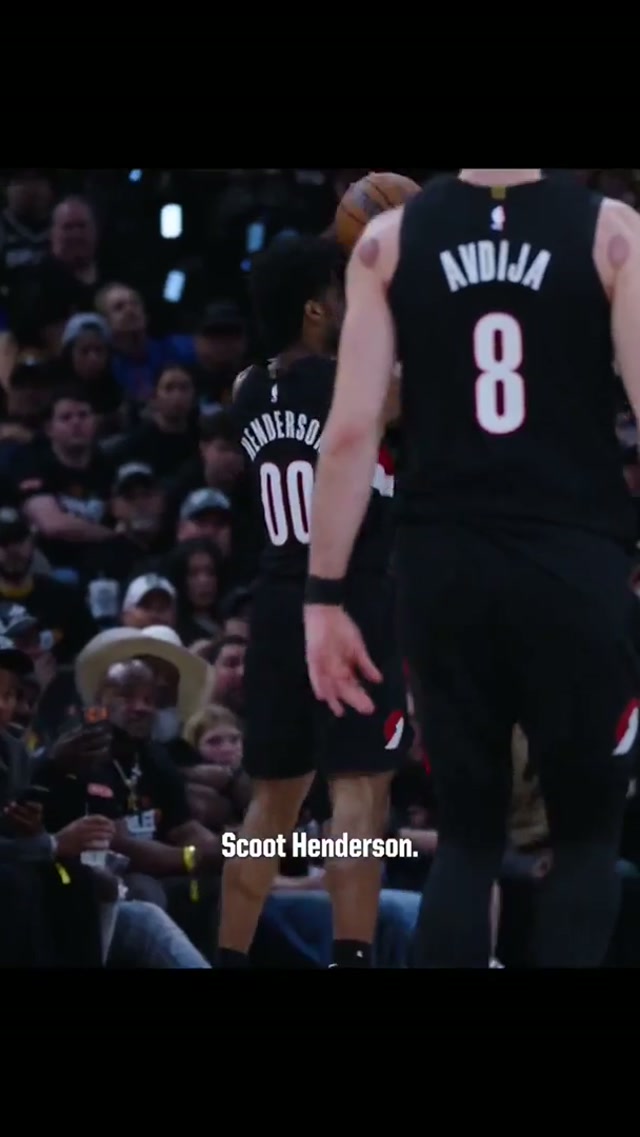 last night’s dub on FULL display 🎥🔥 #trailblazers #dub #NBA #playoffs #basketball 
