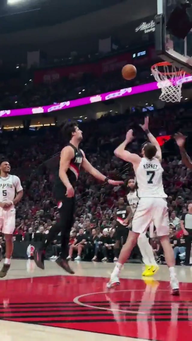 DENI INSANE LOB TO ROB 🫣🫣🫣 #deniavdija #dunk #slam #slamdunk #trailblazers 