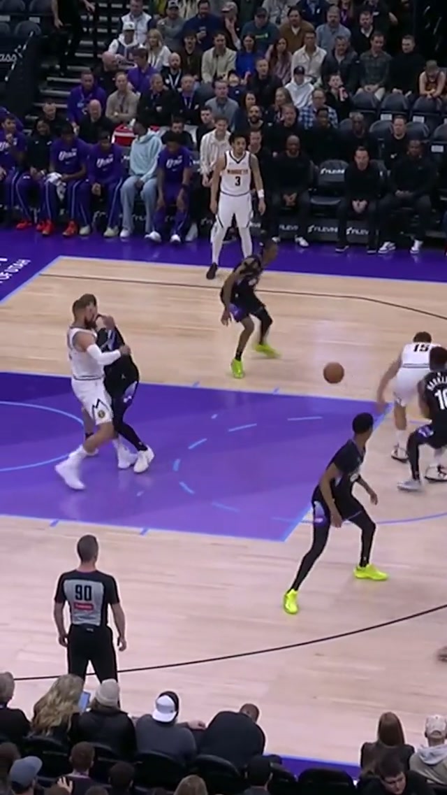 Ace is up for first bucket of the night 📈 #nba #highlights #jazz