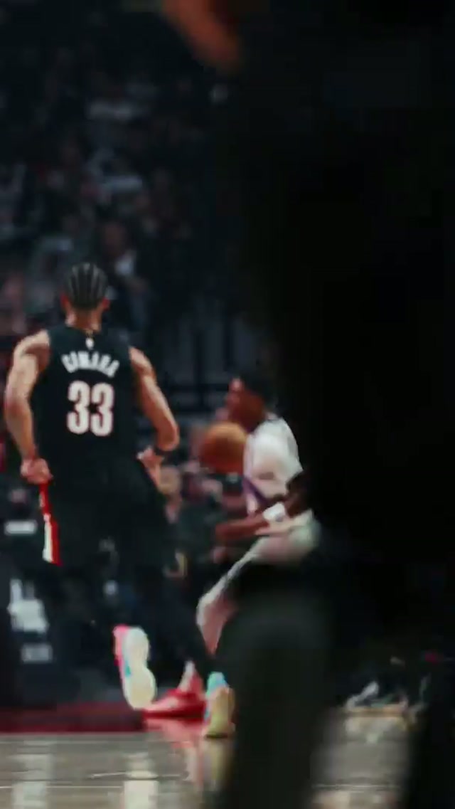 you gotta smile when you're this 🔥 from distance #nba #jazz #highlights #blazers