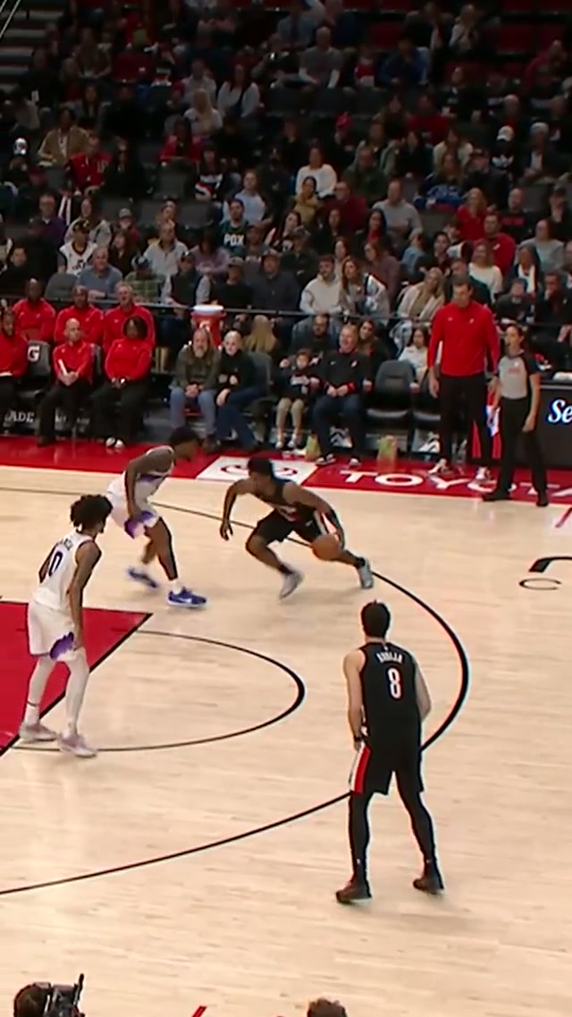 a steal and the slam for Andersson Garcia 🇩🇴 #nba #jazz #highlights #blazers