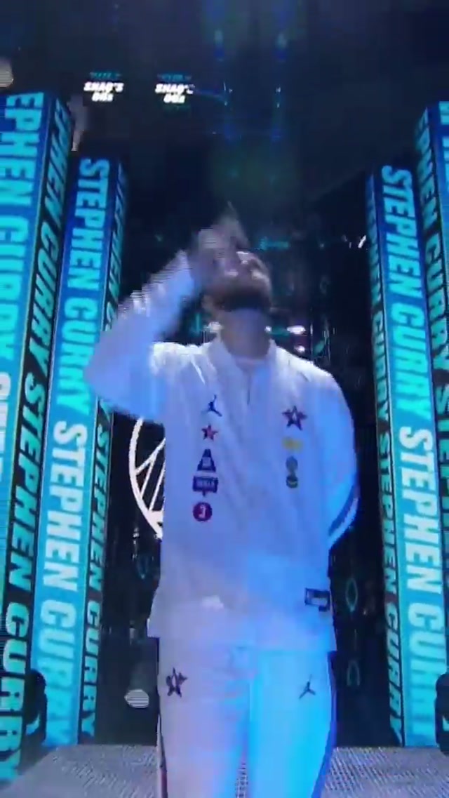 Steph puts the STAR in NBA All-Star 🌠 #nba #basketball #allstar #warriors #stephcurry 