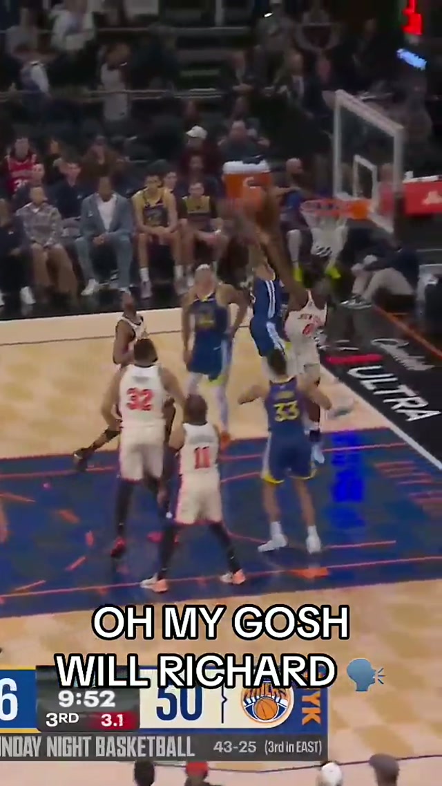 Might be our poster of the YEAR  

#nba #dunk #posters 