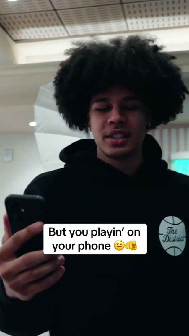 Kyshawn George: our selfie video king 👑 #washingtonwizards #nba #butyouplayingonyourphone #relatable 