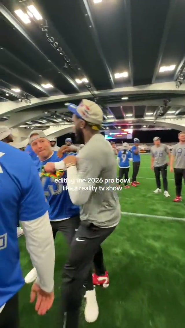 Our show is on! #probowl #probowlgames #nfl #49ers 