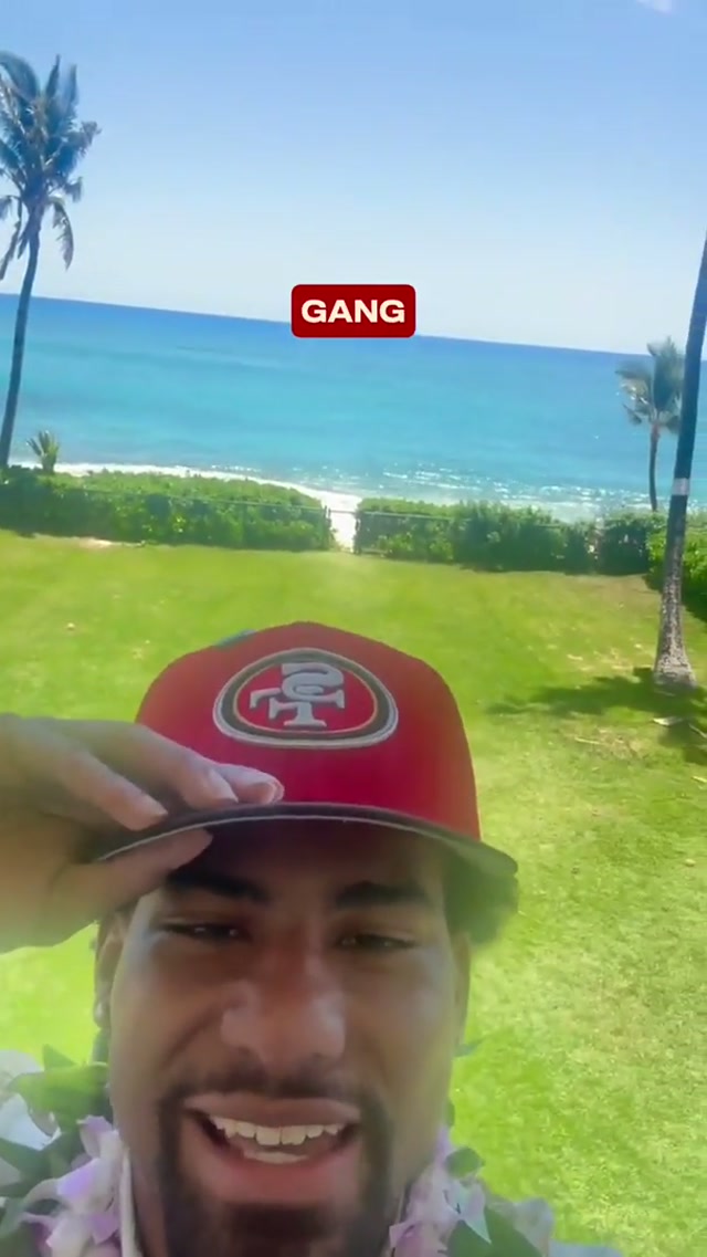 Checking in from Pradise 🌴 #49ers #nfl #dezhaunstribling 