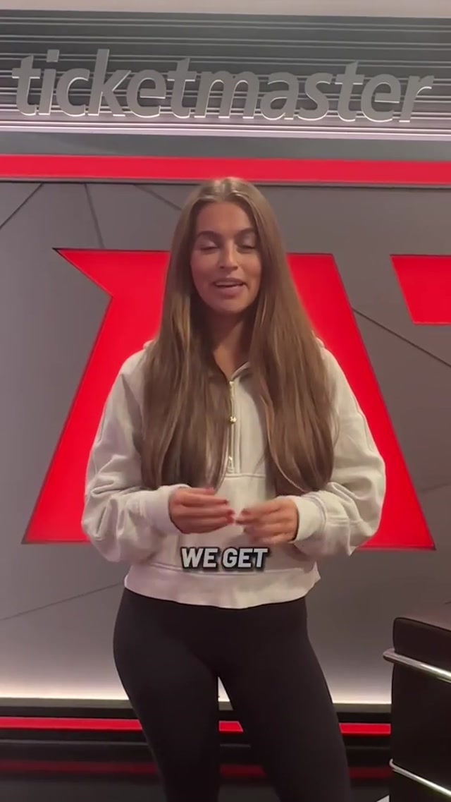 How we shoot our iconic roof cam videos ๐
#atlantafalcons #footballtok #nfltiktok #atl #sports