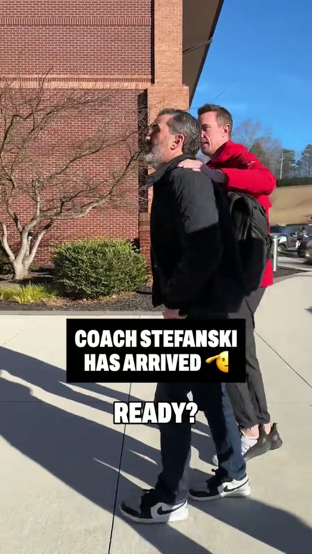 COACH STEFANSKI IS IN THE BUILDING 😱

#football #atlantafalcons #nfl #sports #footballtiktok 