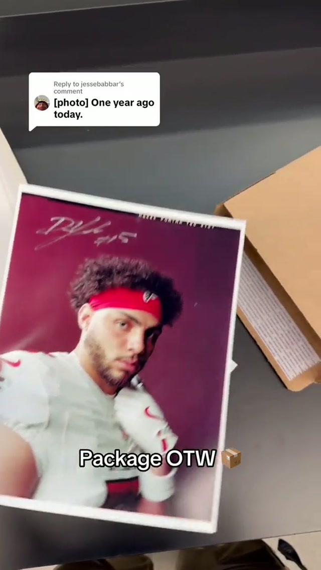 Replying to @jessebabbar Show us when it comes in 😁 

#atlantafalcons #nflfootball #sports #footballtiktok #nfl 
