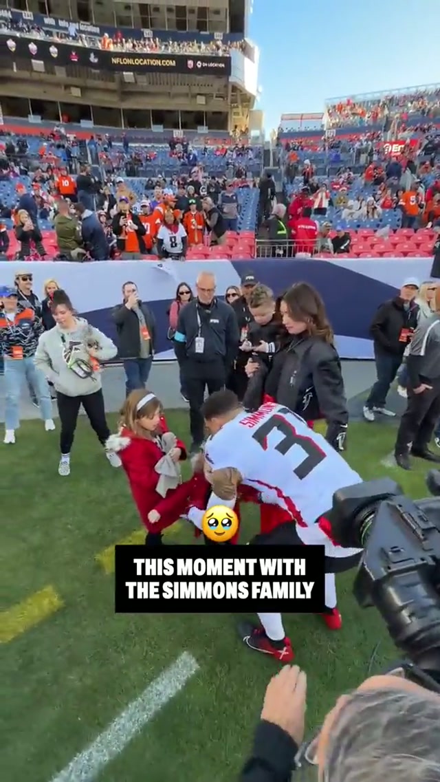 Congrats to Justin Simmons on his retirement 🫡

#atlantafalcons #nflfootball #sports #footballtiktok #nfl 