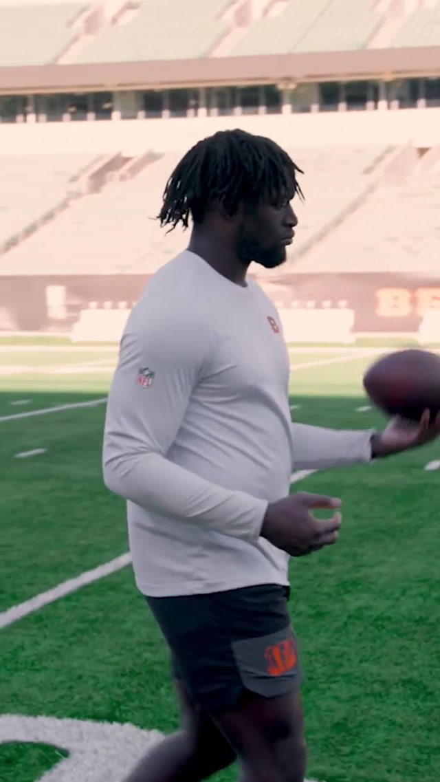 All. White. Everything. #bengals #nfl #thursdaynightfootball