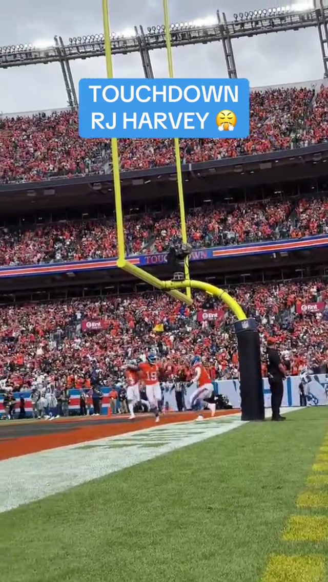 Harvey on the run 💨
#denverbroncos #rjharvey #touchdown #nfl