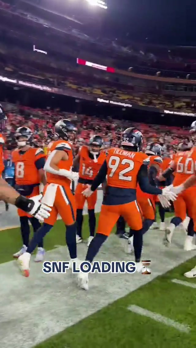 Almost that time. 🏈🔜

#snf #denverbroncos #broncos #nfl #sundaynightfootball 