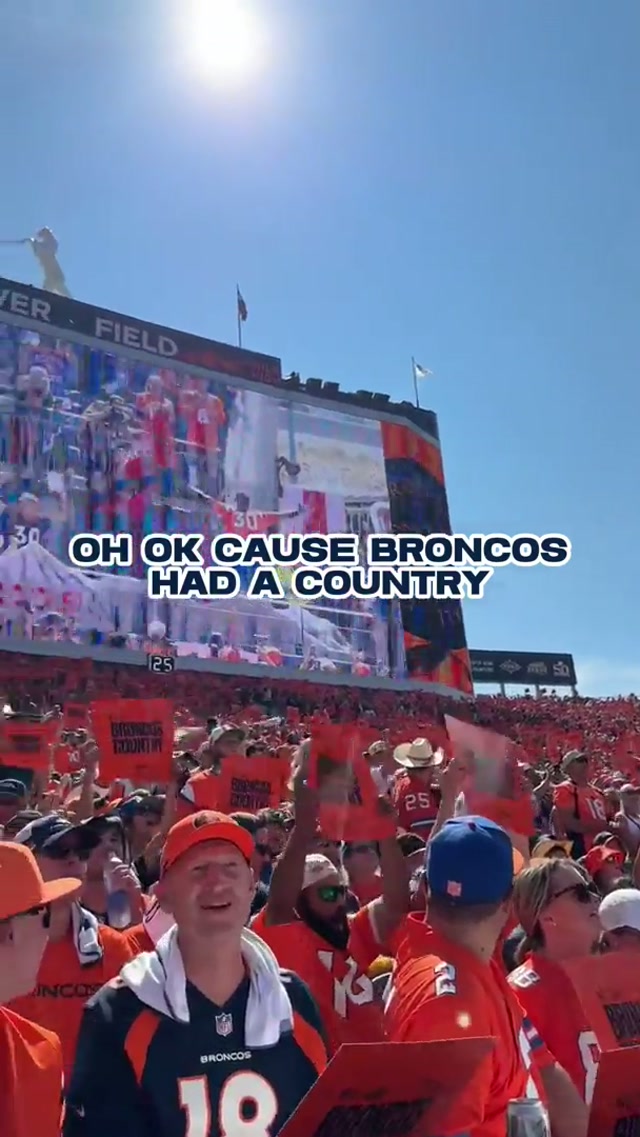 Nothing like the Mile High City 🧡

#broncos #denver #303 #212 #ohokay 