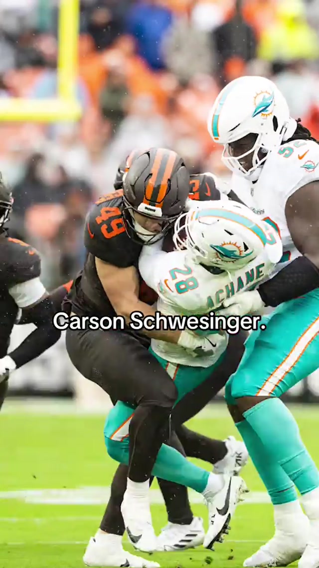this is your DROY btw #clevelandbrowns #carsonschwesinger #gif