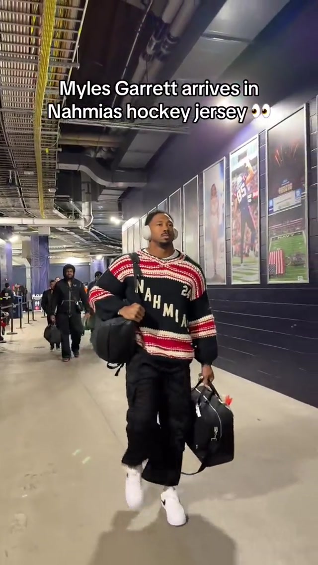 chat I think this is drip @NAHMIAS #clevelandbrowns #mylesgarrett #browns #fitcheck