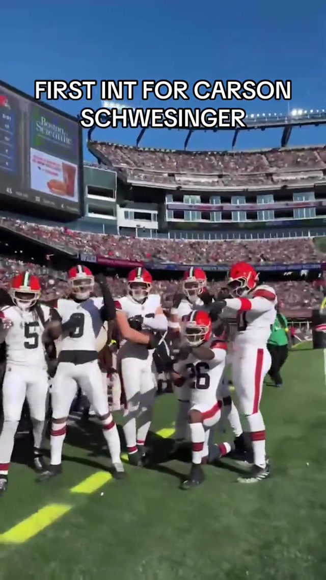 CELLY CAM ๐ธ #browns #nfl