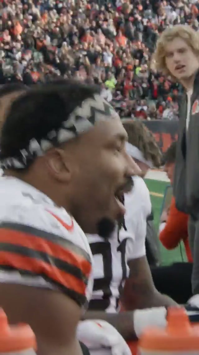 we’re just happy Myles kept breathing 😂 #mylesgarrett #micdup #browns 