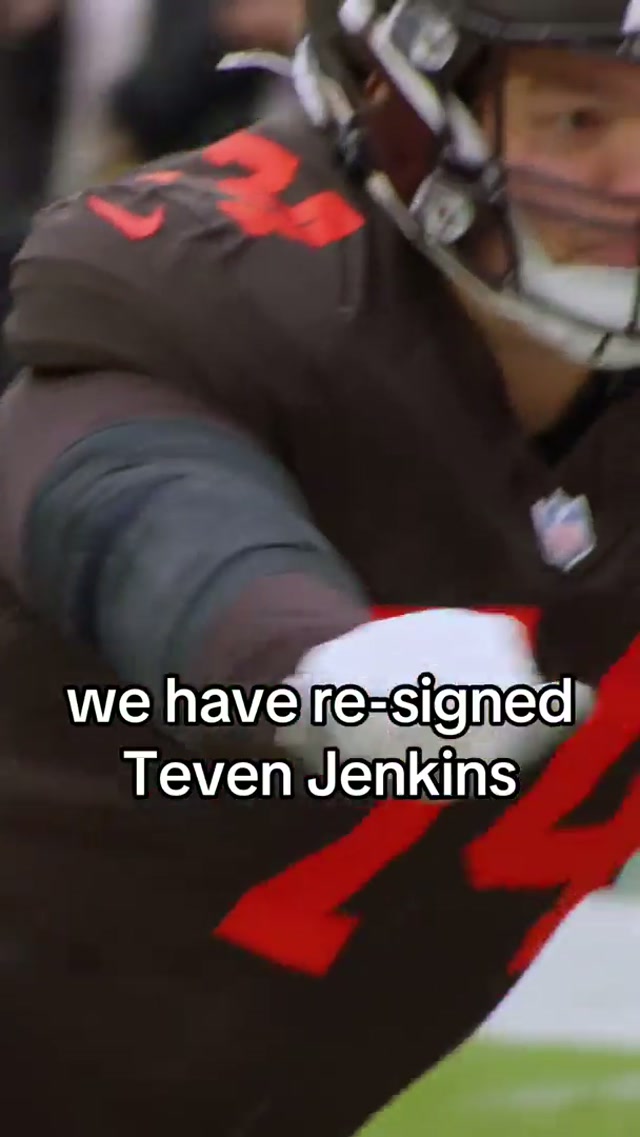 my dawg is back frfr #tevenjenkins #freeagency #nflfreeagency 