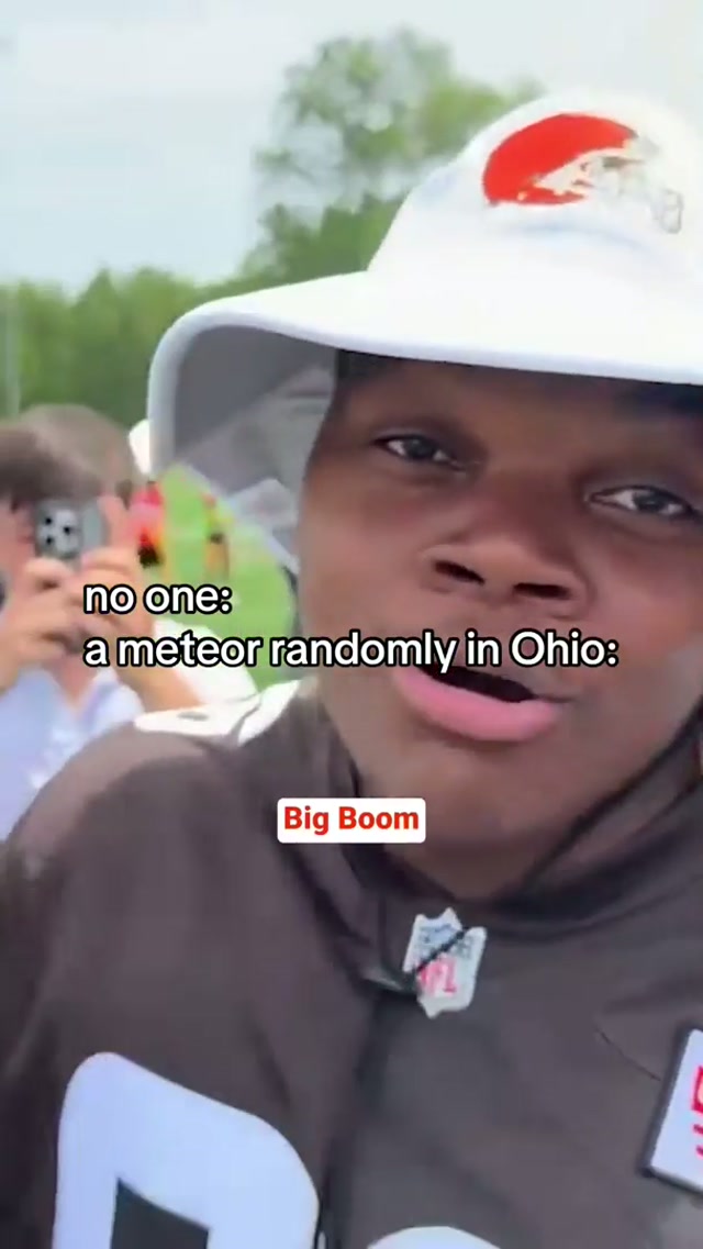 big boom came to Cleveland wth #meteor #cleveland #aliens 