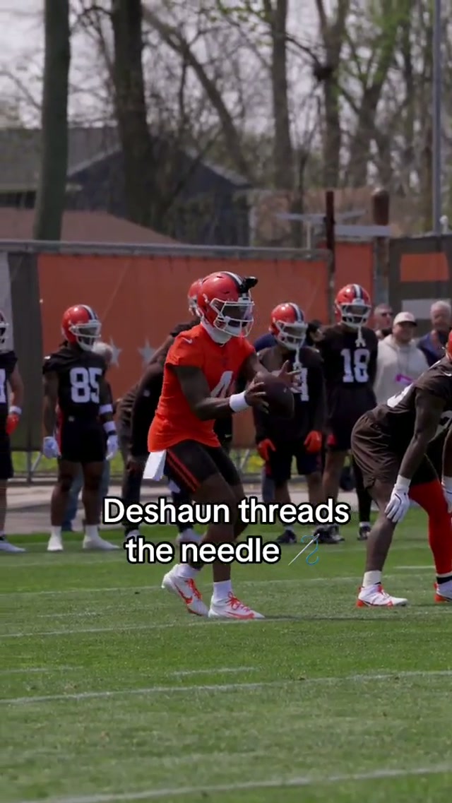 right to Corley 🔥 #deshaunwatson #malachicorley #minicamp #nfl 