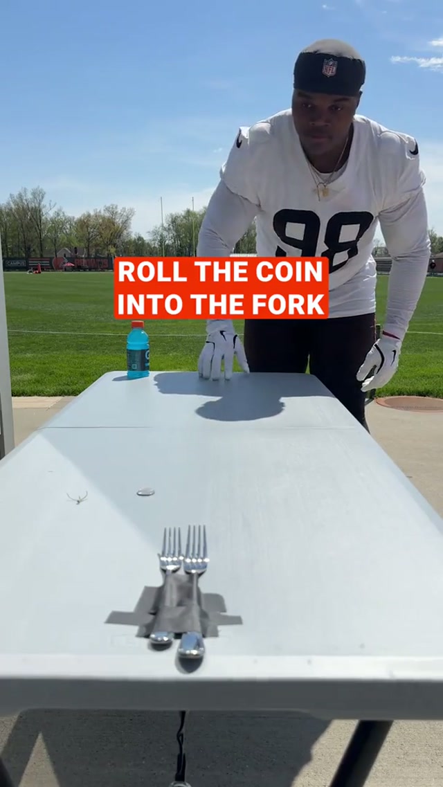 need some rolling practice 😂 #forkchallenge #challenge #games #meme 
