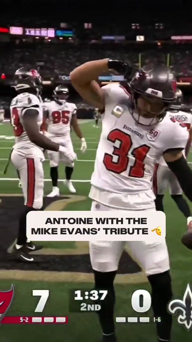 Antoine Winfield Jr. recreated Mike Evansβ signature celebration π₯
#celebration #antoinewinfieldjr #mikeevans #tribute #buccaneers