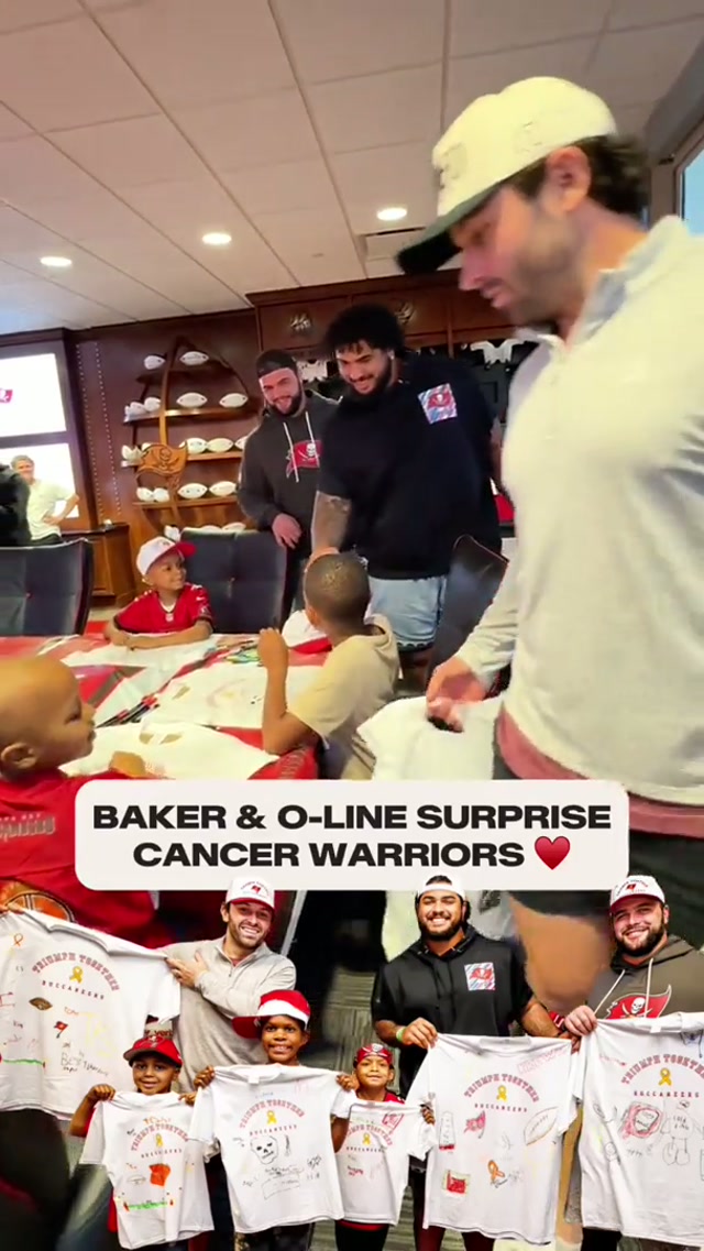 Baker, Tristan & Ben surprised three incredible young Bucs fans and gifted them custom goodie bags & tickets to a game ♥️

Tony, King & Carmelo are battling different types of cancer & were able to meet their heroes through the help of Triumph Together 🙏

#bakermayfield #wholesome #surprise #buccaneers #nfl 