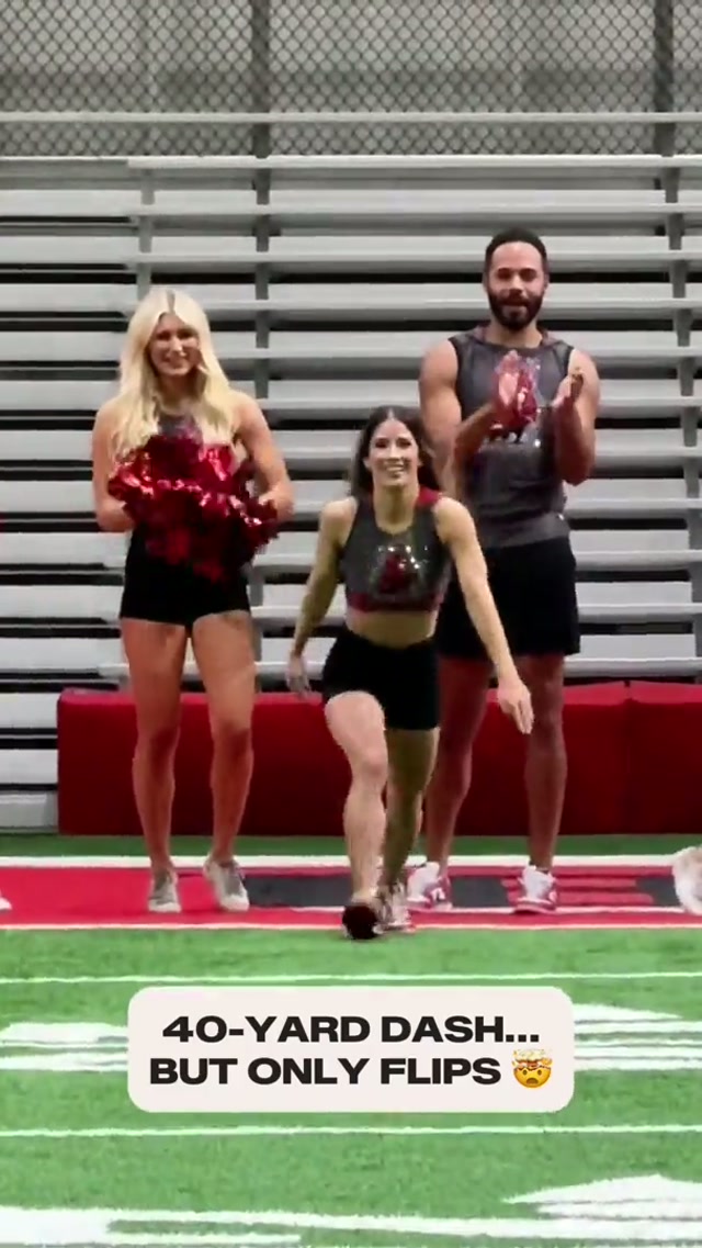 How many flips did you count? 😱

#flips #cheerleading #cheerleader #buccaneers #combine 