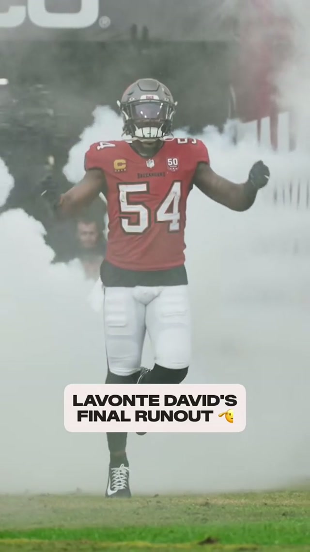 BUC FOR LIFE. Tampa Bay is forever changed because of you 🙏 #lavontedavid #legend #buccaneers #retirement #nfl 