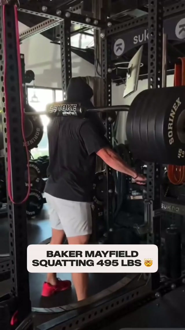 Light work for QB1 😮‍💨

🎥: Baker Mayfield

#bakermayfield #squat #squats #workout #weightlifting 