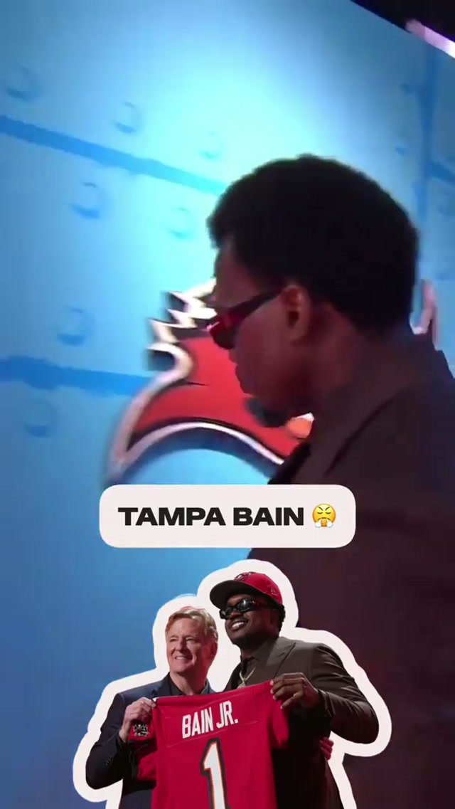 BORN TO BE A BUC 🏴‍☠️

📺: #NFLDraft on NFLN/ESPN/ABC

#tampabay #buccaneers #ruebenbainjr #nfl 
