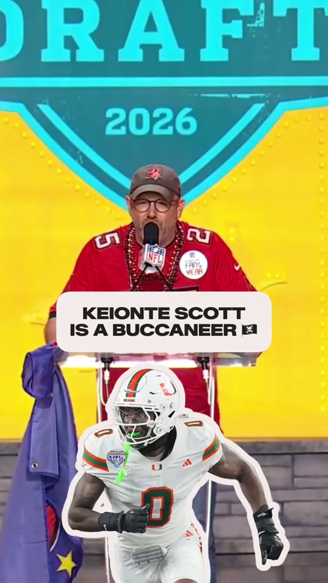 Our 2025 International Fan of the Year Carsten Neubauer from Germany welcomes Keionte Scott to the Krewe 🇩🇪🏴‍☠️

#nfldraft #nfl #buccaneers #tampabay #germany