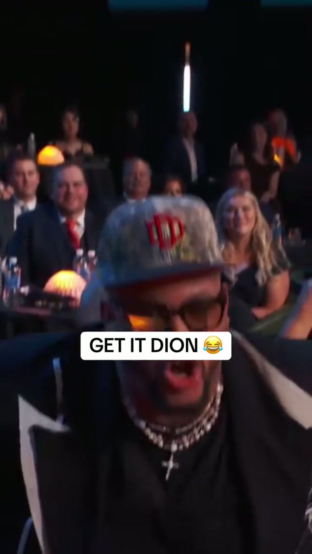 SHNOWMAN 😂 @NFL #diondawkins #nfl 