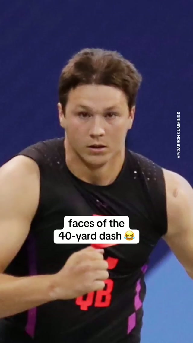 choose your character 😂 #nflcombine #40yarddash #joshallen #jamescook 