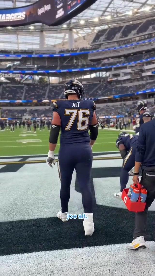 joe alt. hell yeah. #chargers #nfl #joealt #olinemen #football 