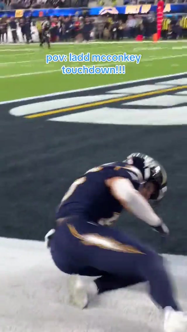 ledede mcconkkayyyy!!! #touchdown #laddmcconkey #nfl #widereciever #chargers 