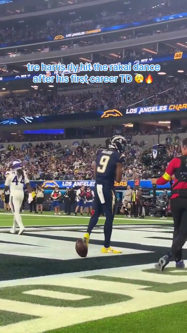 tre hit the rakai dance 😮‍💨 #rakai #dance #celebration #touchdown #nfl 