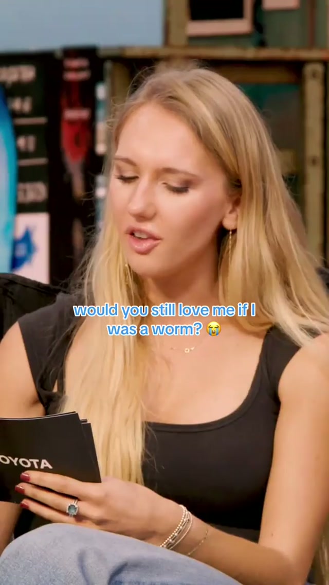 would you still love me if i was a worm? 😭@Cameron Dicker @annie #wag #couples #relationships #nfl #worm 