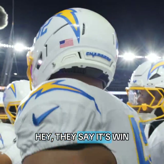 ready to run thru a wall. #speech #motivation #football #khalilmack #playoffs 