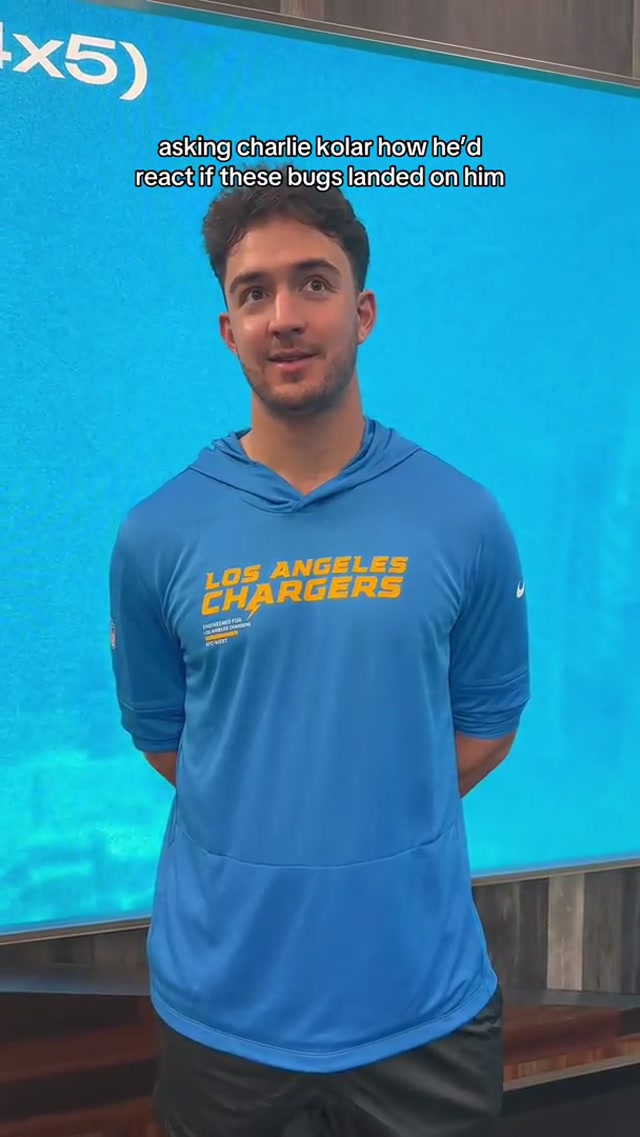 he rly doesn’t like cockroaches 😭 #chargers #nfl #bugs #funny #react 