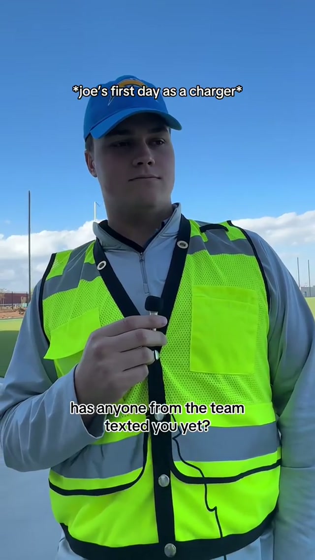 may this type of friendship find us #bestfriend #justinherbert #joealt #friendships #footballtiktok 